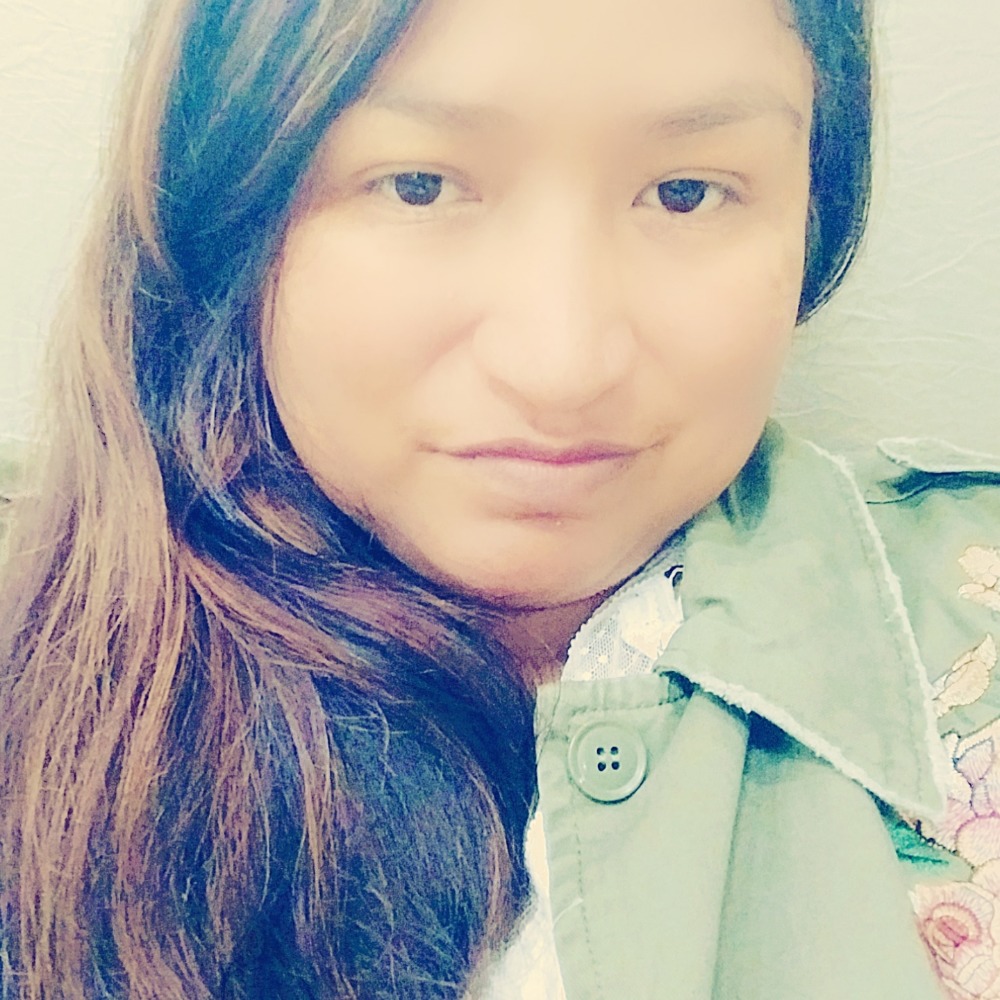 Meet your Posher, Lidia